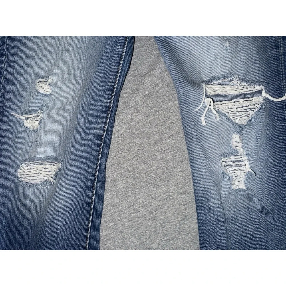 Levi 501 Straight Leg Size 31x32 Distressed Ripped Jeans Medium Wash Button Fly